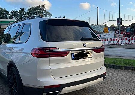 BMW X7 xDrive 30 d Pano Leder Laser 6 Sitze