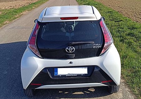 Toyota Aygo gebraucht kaufen Toyota Aygo x-clusiv