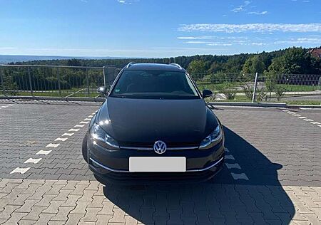 VW Golf Variant Volkswagen 2.0 TDI SCR DSG Highline