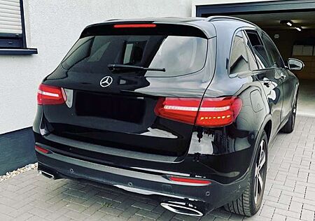 Mercedes-Benz GLC 250 d 4Matic, Night-Paket, 19 Zoll, LESEN!