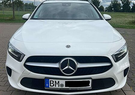 Mercedes-Benz A 220 Kompaktlimousine, 190PS, 11/2018