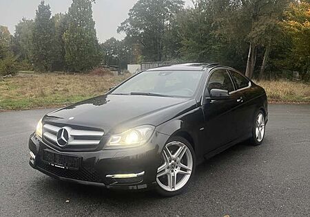 Mercedes-Benz C 180 CGI Coupe - AMG Line, Pano, Xenon, TÜV Neu