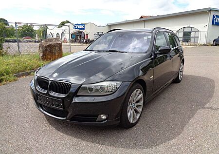 BMW 330 i xDrive Touring Edition Exclusive /Automatik
