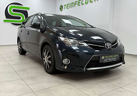 Toyota Auris Touring Sports Edition 1.6 TEMPOMAT / NAVI