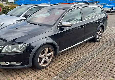 VW Passat Alltrack Volkswagen 2.0 TDI 4Motion BlueMotion Tec