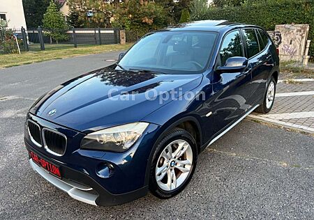 BMW X1 xDrive 25i/Automatik/Leder/Panorama/Kamera