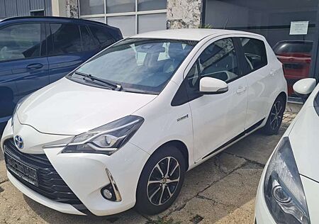 Toyota Yaris Hybrid Team D