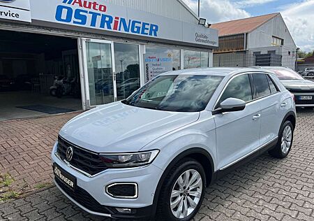VW T-Roc Volkswagen Sport 2,0 TDI DSG LED APP AHK
