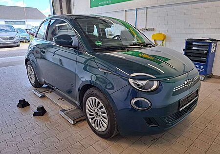 Fiat 500E 42KWh 320km Reichweite PDC - Kamera
