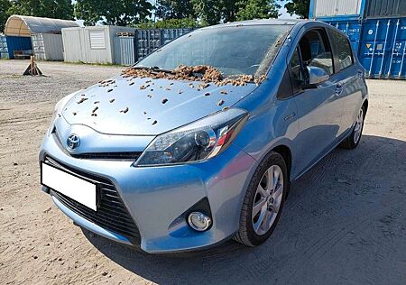 Toyota Yaris Hybrid Club