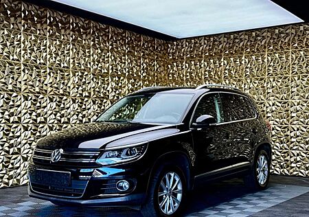 VW Tiguan Volkswagen Sport & Style 4Motion|AHK|XENON