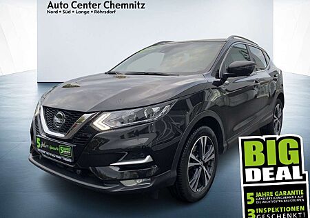 Nissan Qashqai 1.3 DIG-T DCT Zama Pano/Navi/SHZ/Kamera