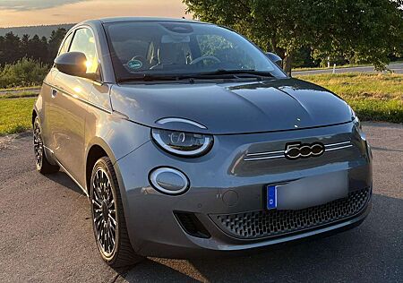 Fiat 500E 42kWh la Prima (by Bocelli)
