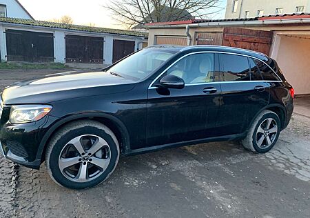 Mercedes-Benz GLC 300 Coupe 4Matic 9G-TRONIC