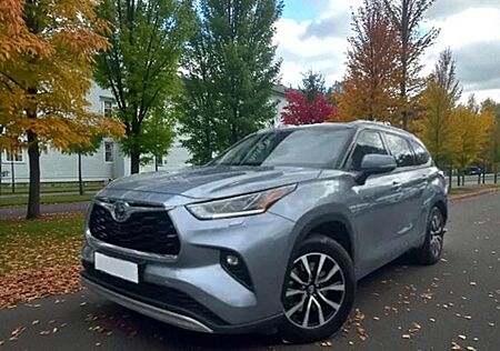 Toyota Highlander 2.5 Hybrid Luxury
