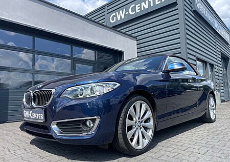 BMW 220 i Luxury Line / Navi / Bi-Xenon / Leder