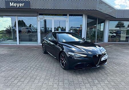 Alfa Romeo Giulia 2.2 JTDM AT8 B-Tech B-Tech