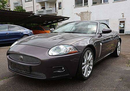 Jaguar XK Coupe / Cabriolet 4.2 XKR Cabrio