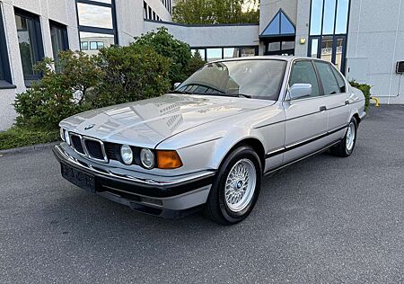 BMW 740i 740 V8