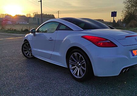 Peugeot RCZ 1.6 200 THP