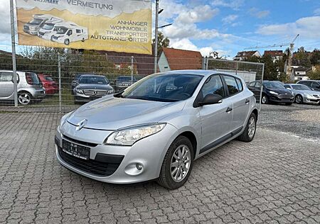 Renault Megane gebraucht kaufen Renault Megane III Lim. Navi Klima SHZ PDC Tempomat Tüv