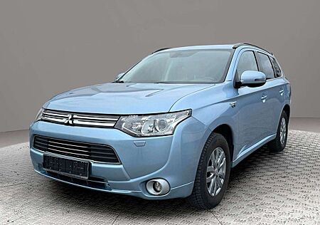 Mitsubishi Outlander PHEV Top 4WD *plug -in HYBRID* AHK