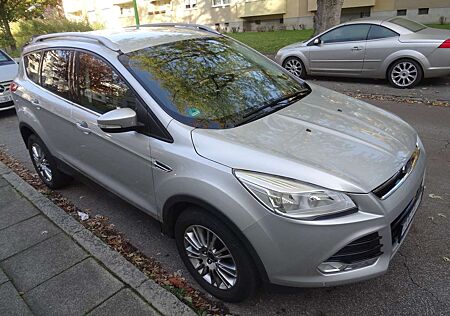 Ford Kuga 1.6 EcoBoost 2x4 Titanium