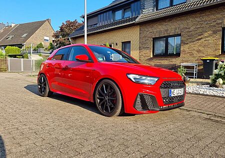 Audi A1 +40+TFSI+Sportback+S+tronic+S+line