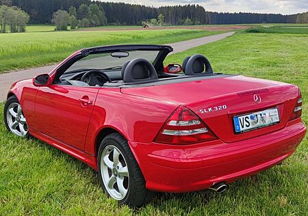 Mercedes-Benz SLK 320