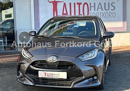 Toyota Yaris Team Deutschland 1.5 - NAVI, LED, SH, BT