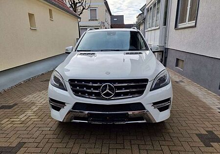 Mercedes-Benz ML 350 4MATIC (BlueEFFICIENCY) 7G-TRONIC