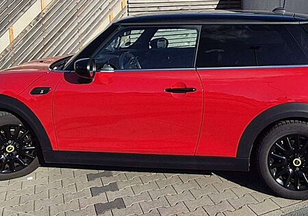 Mini Cooper SE Classic Trim
