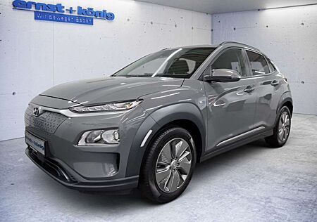 Hyundai Kona EV Advantage KLIMA NAVI RFK PDC SHZ ALU LH