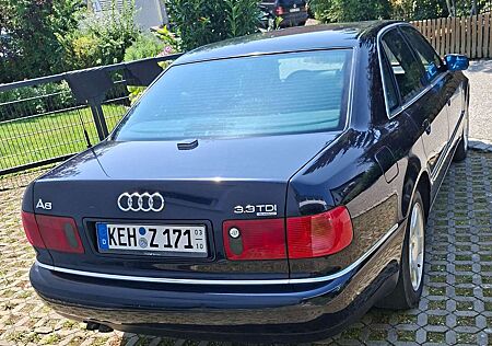 Audi A8 3.3 TDI quattro