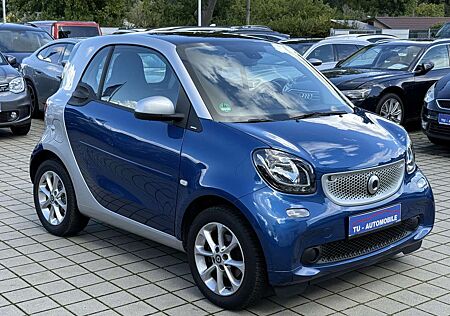 Smart ForTwo coupe 52kW DCT PANO-SHZ-PDC-TEMPOMAT-1.HAND-4TKM