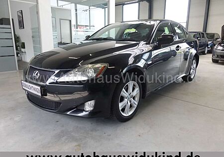 Lexus IS 220d d Klimaaut. Tempomat Rechtslenker