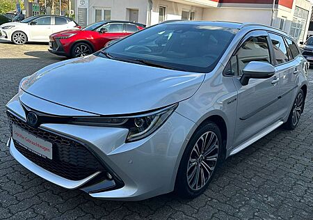 Toyota Corolla Hybrid Team D