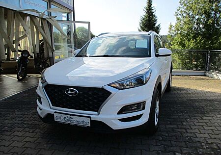 Hyundai Tucson Select +Navi+Kamera+Sitzheiz+wenig km