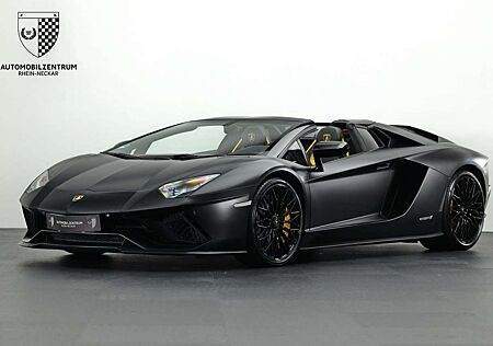 Lamborghini Aventador S Roadster NeroNemesis/Carbon/Dianthus