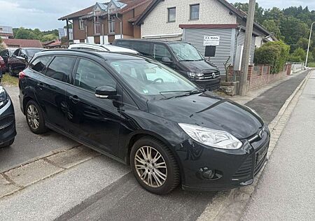 Ford Focus Turnier Trend-2.Hand-Klima-Pdc-Euro5