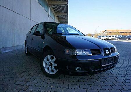 Seat Leon 1,6 16V Stella Radio Klima 1.Hand