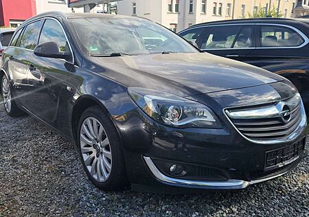 Opel Insignia Innovation/Euro6/Navi/SH/LH/SHA/TWA/AHK/ Bi-Xenon