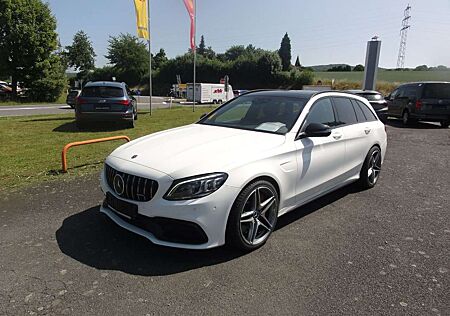 Mercedes-Benz C 63 AMG C 63 S AMG T /LED/PANO/CAM/NAVI/SPORTA-KLAPPE