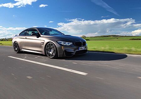 BMW M4 Competition Coupe INDIVIDUAL Carbon Gewindefa