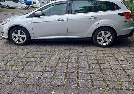 Ford Focus Turnier 1.5 TDCi DPF Start-Stopp-System Business