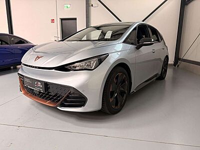CUPRA Born 170kW 82kWh 19" ACC Tech-M Pilot-M Protect
