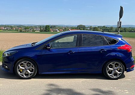 Ford Focus 2.0 ST Bull-X