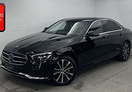 Mercedes-Benz E 300 e 4M AVANTGARDE LED+MBUX+KAMERA+DISTRONIC+