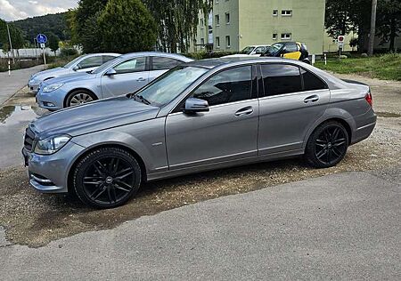 Mercedes-Benz C 220 CDI DPF (BlueEFFICIENCY) 7G-TRONIC Avantgarde