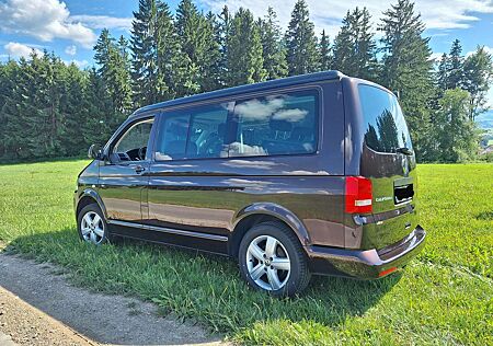 VW T5 California Volkswagen Beach